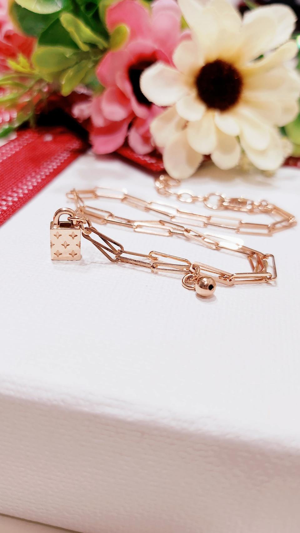 며칠만특가*새상품* 18k 볼륨 자물쇠 클립체인 목걸이