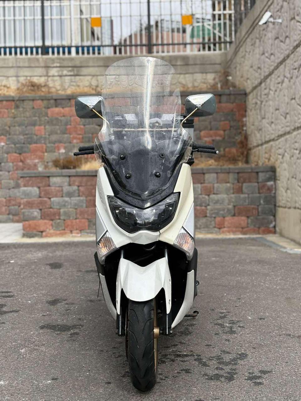 N max 판매합니다.