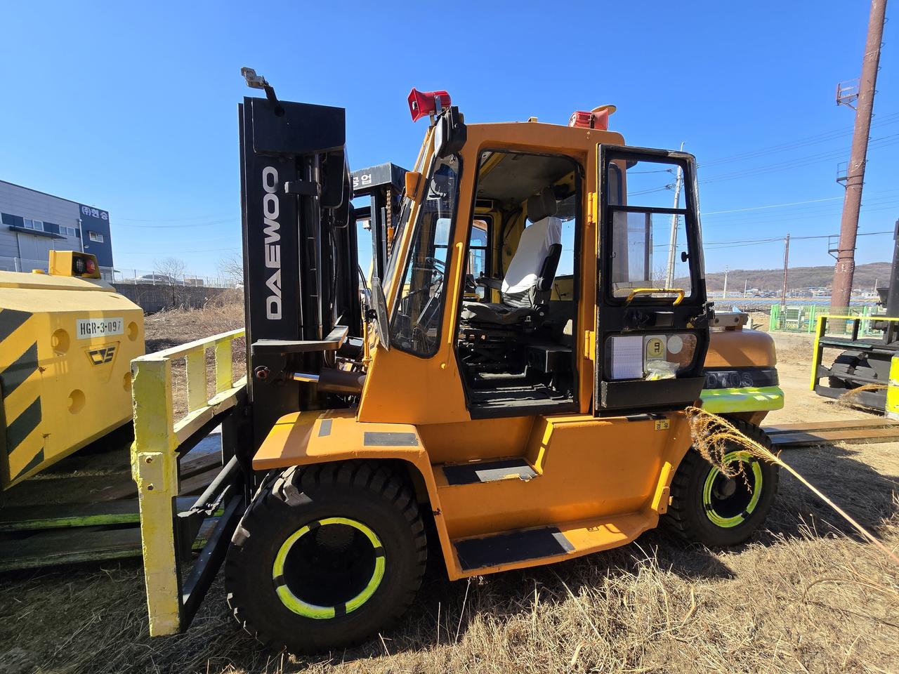 특A급 두산 7톤 풀옵션 중고지게차 디젤지게차 매매