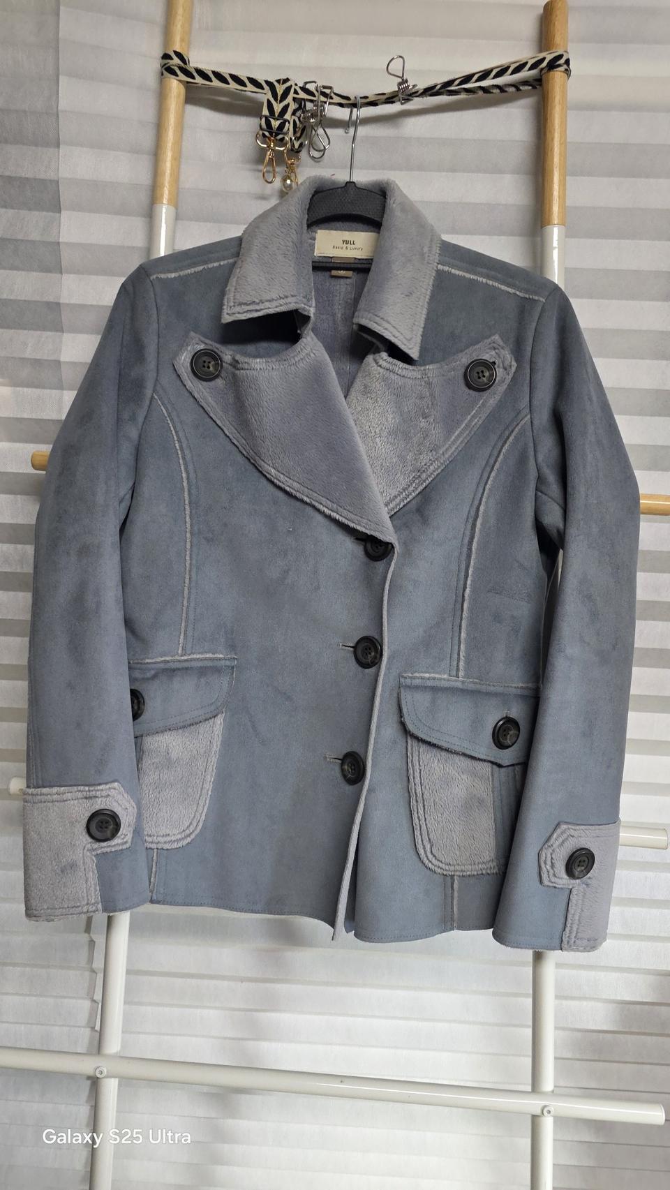 여성  YULL 자켓 1