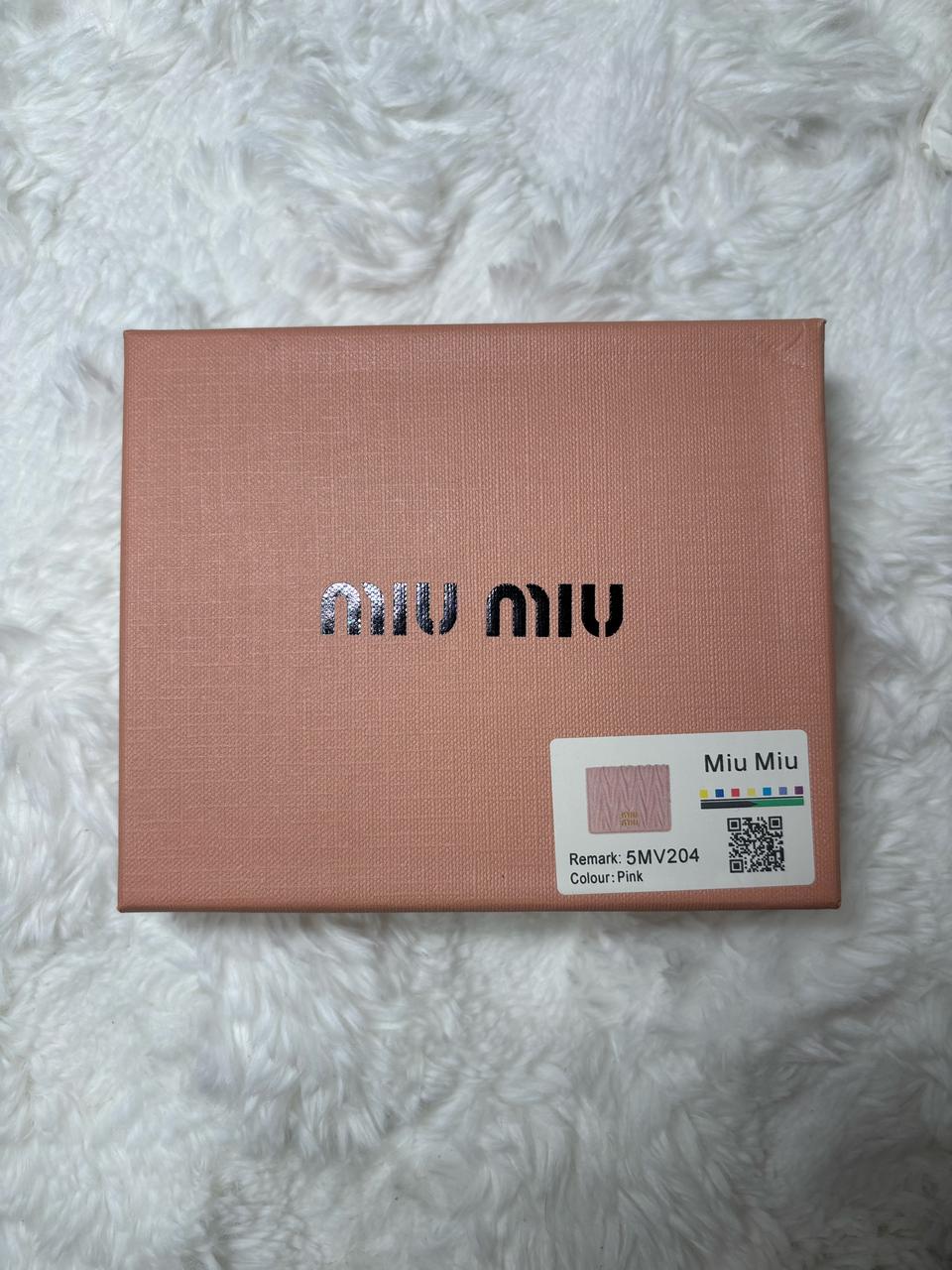 미우미우 반지갑