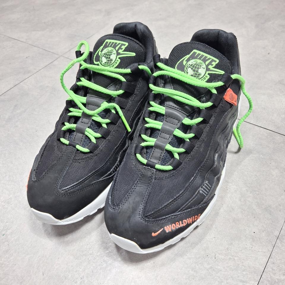 나이키 에어 맥스 95 SE월드 와이드 팩 285