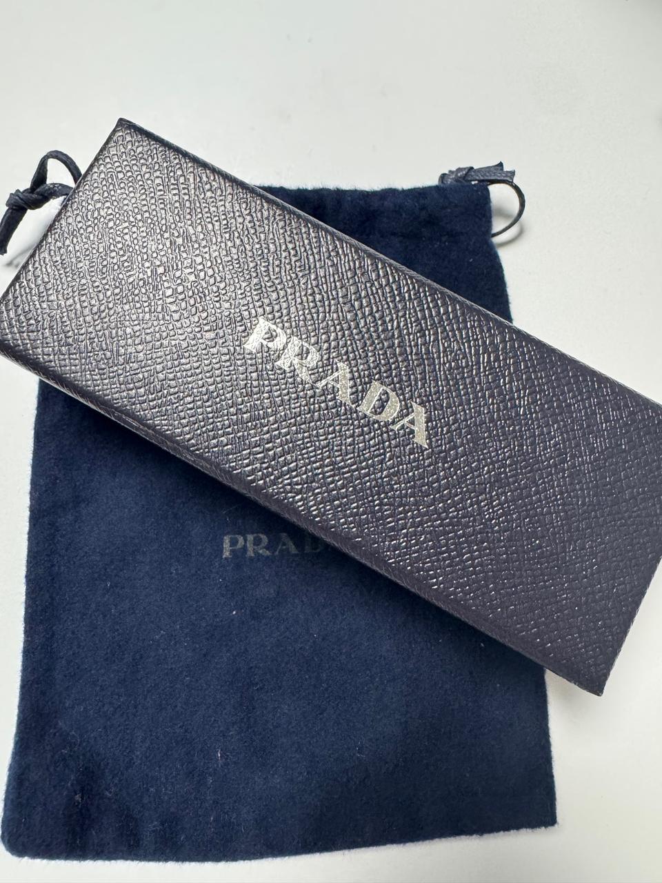 프라다 로봇 키링 판매 합니다.