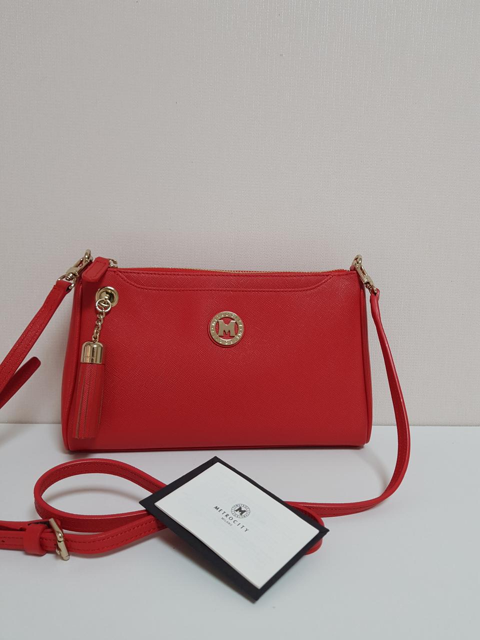 메트로시티 크로스백 ㅡ 실착 1회