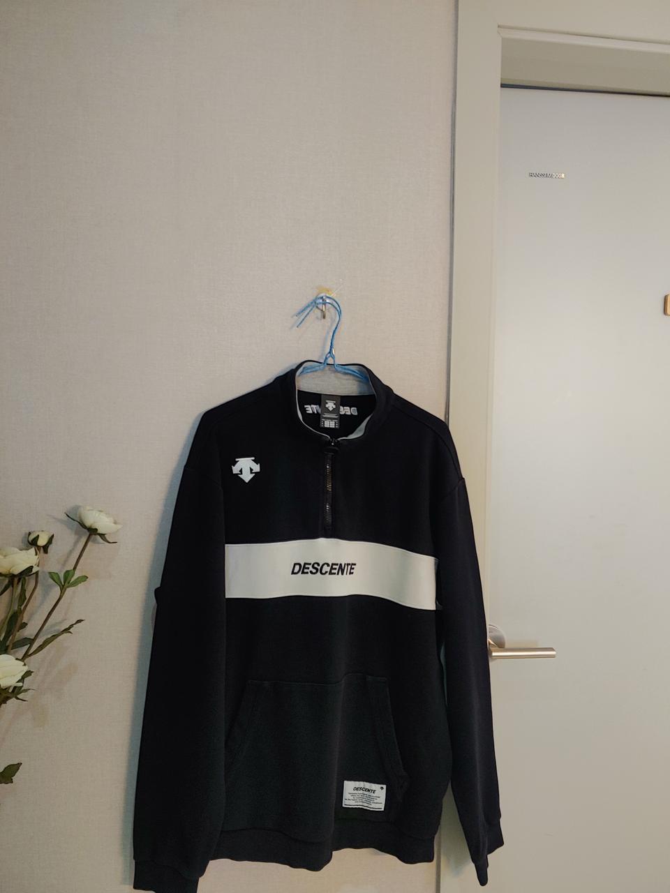 데상트 남성  반집업 상의 L