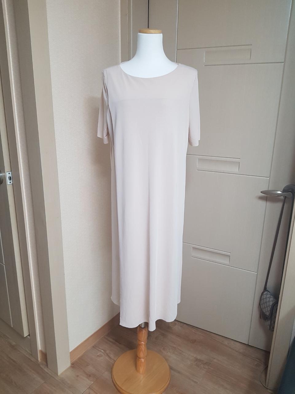 코스 롱 원피스