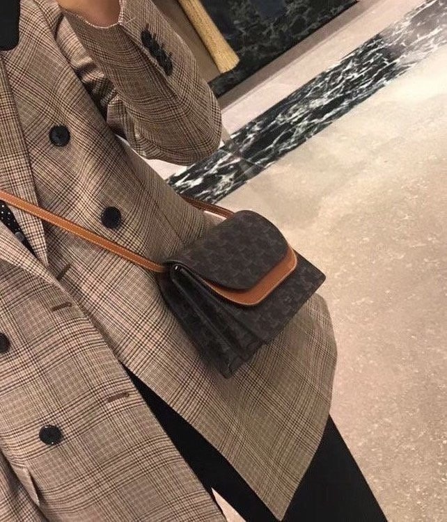 셀린느 윌릿스트랩백