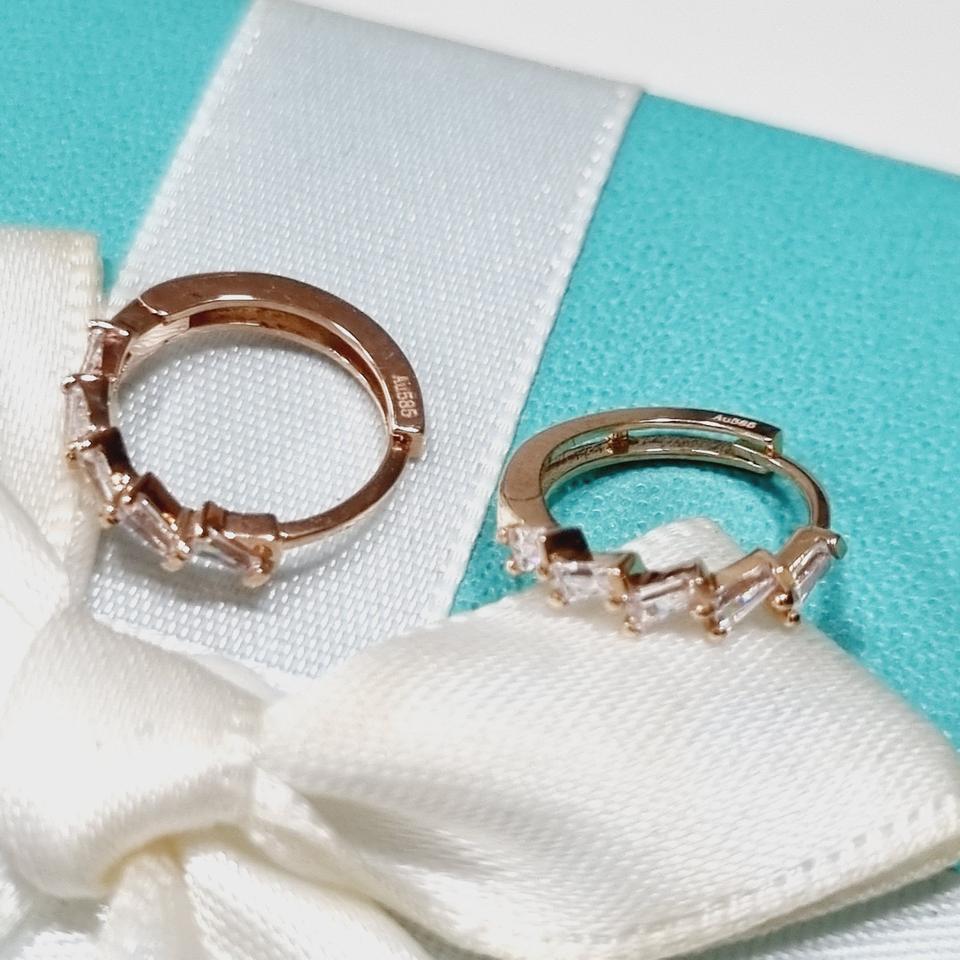 특가)14k큐빅 포인트 귀걸이 새상품