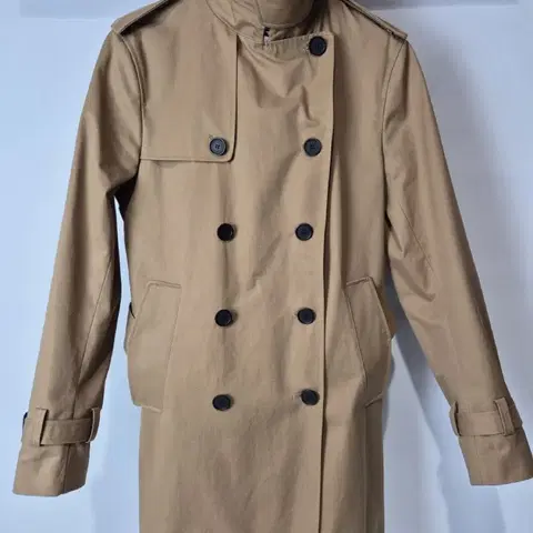 산드로 트렌치코트