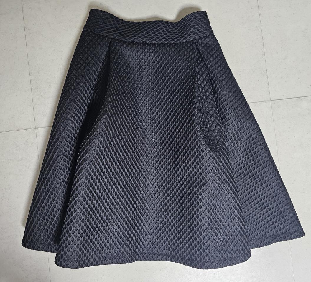 코인코즈 볼륨스커트