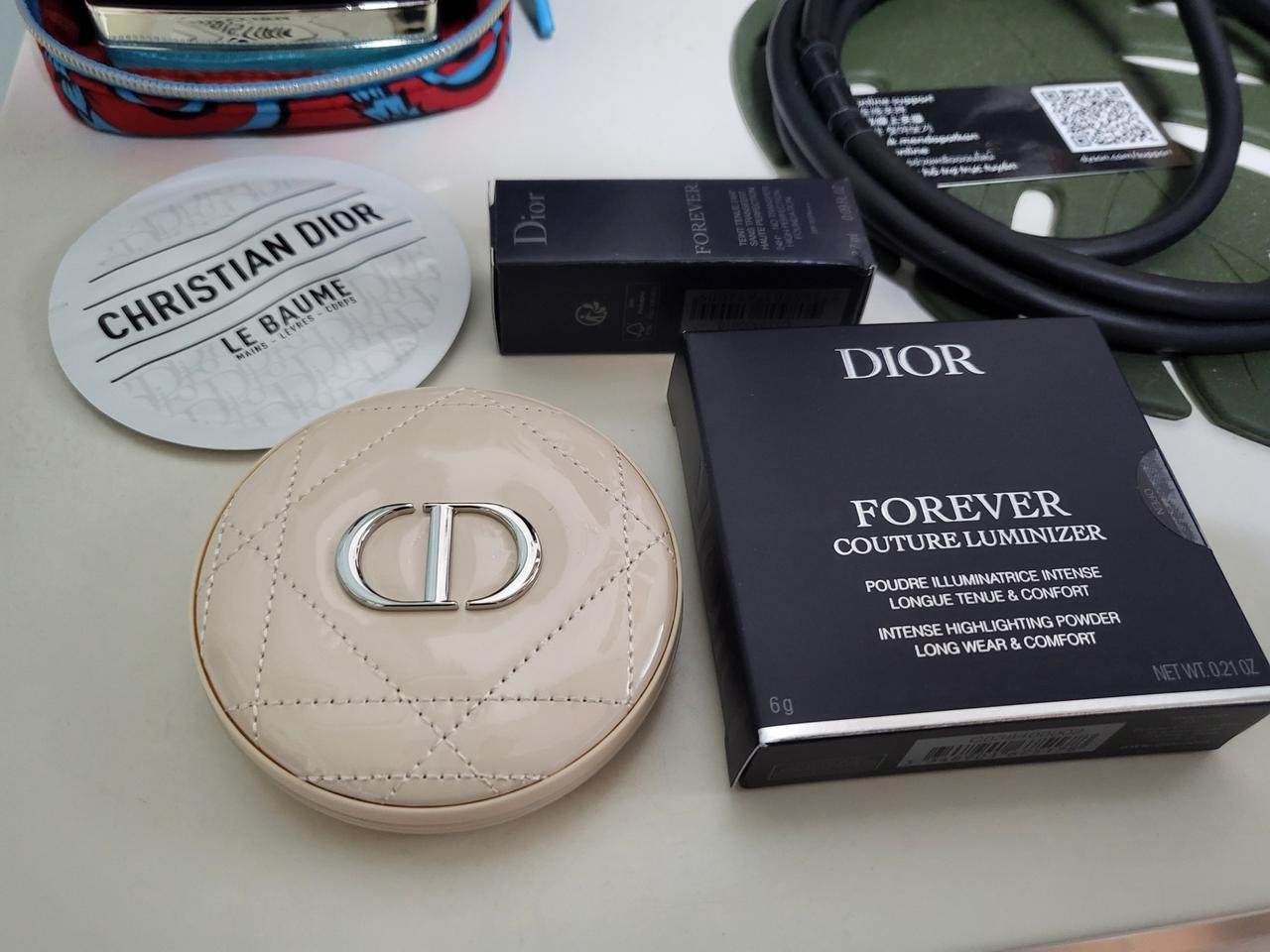 디올 포에버 꾸뛰르 루미나이저(02핑크글로우)