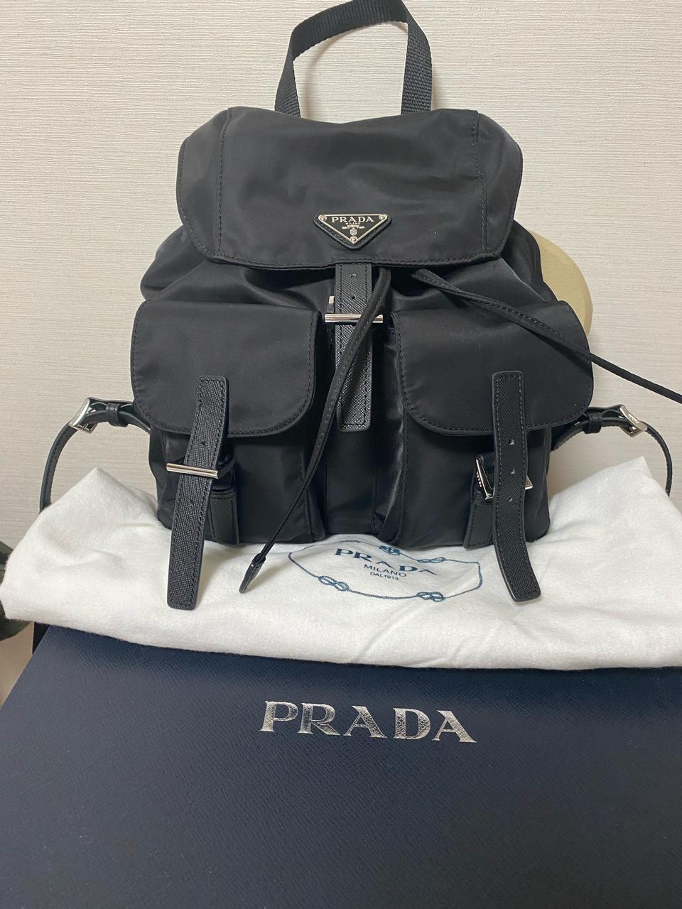 프라다 백팩 스몰