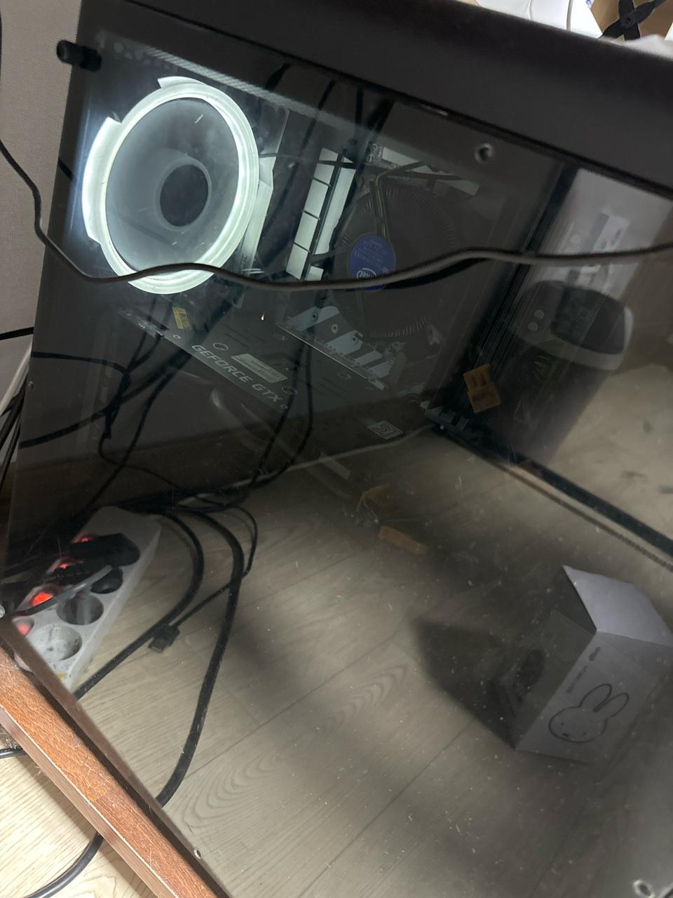 게이밍pc 본체,모니터