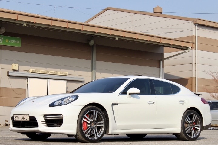 [개인직거래] 포르쉐 파나메라 4.8 터보 완풀