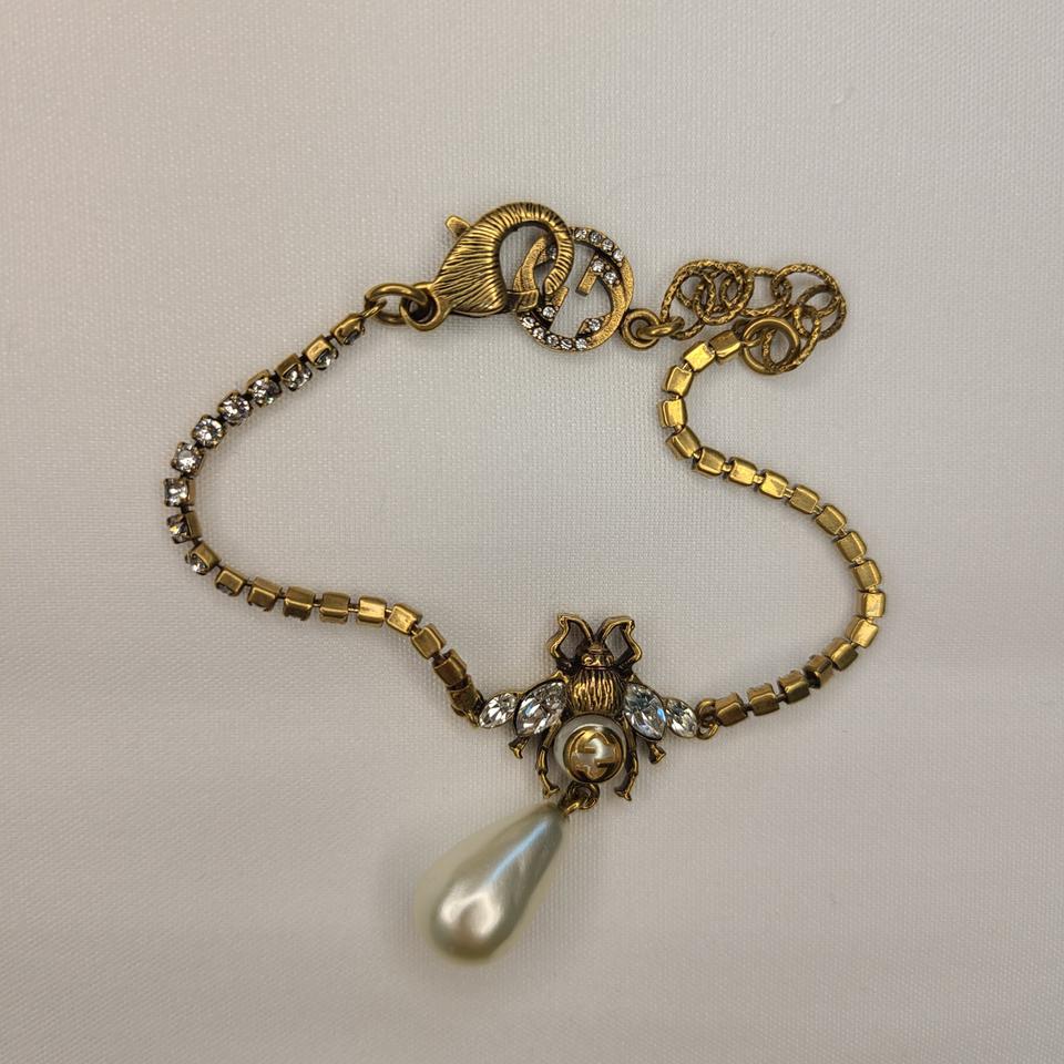 구찌 벌 펄 여성 팔찌