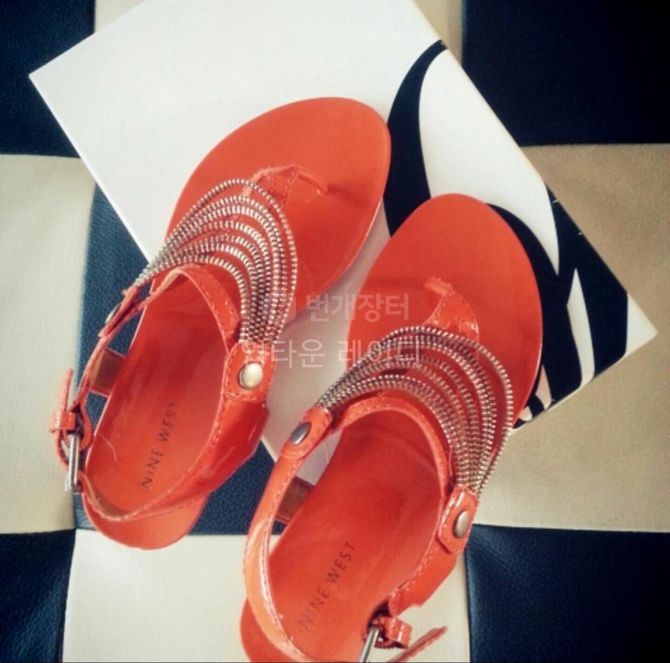 n i n e  w e s t   오렌지 조리샌들