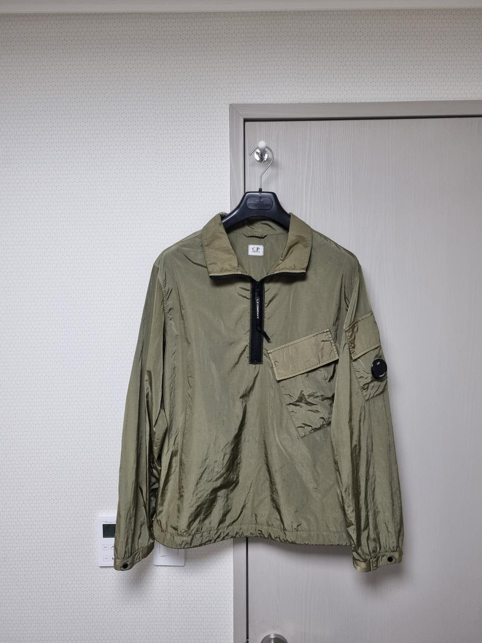 cp컴퍼니 나일론 반집업 아노락