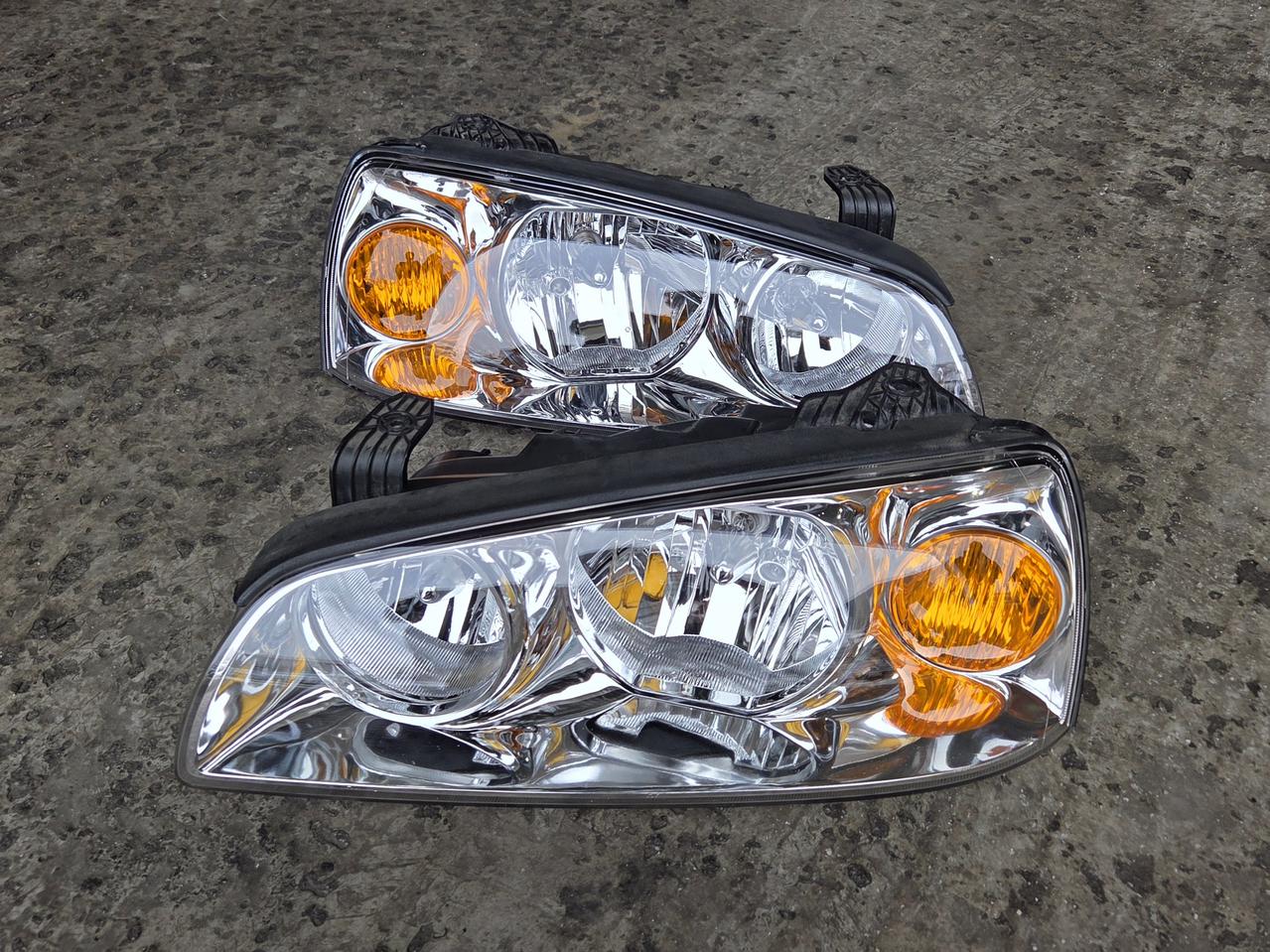 아반떼xd 뉴아반떼xd 라이트 전조등 헤드라이트 팝니다