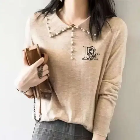 곰돌이 자수 진주큐빅 카라 니트