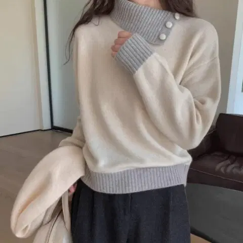 언발넥 버튼 니트