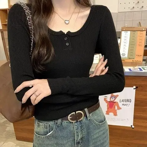 투딘추 T라운드 니트