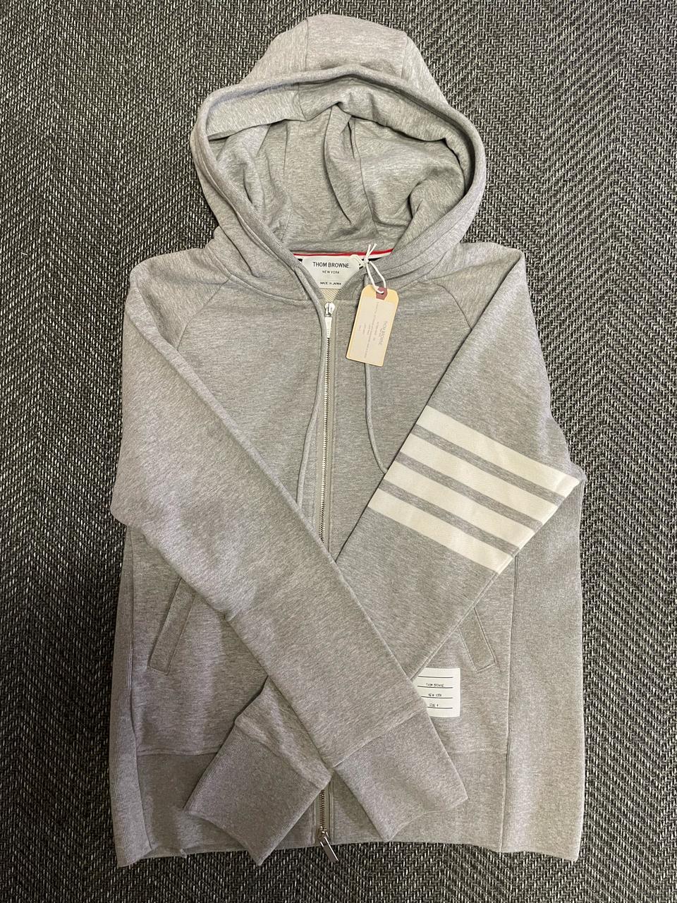 (새상품급/4사이즈)톰브라운 사선 후드집업 그레이
