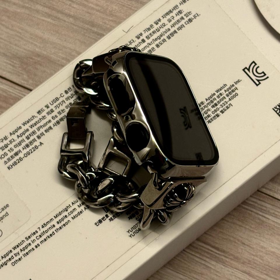 애플워치 7시리즈 미드나잇 45MM + 크롬하츠 st. 밴드