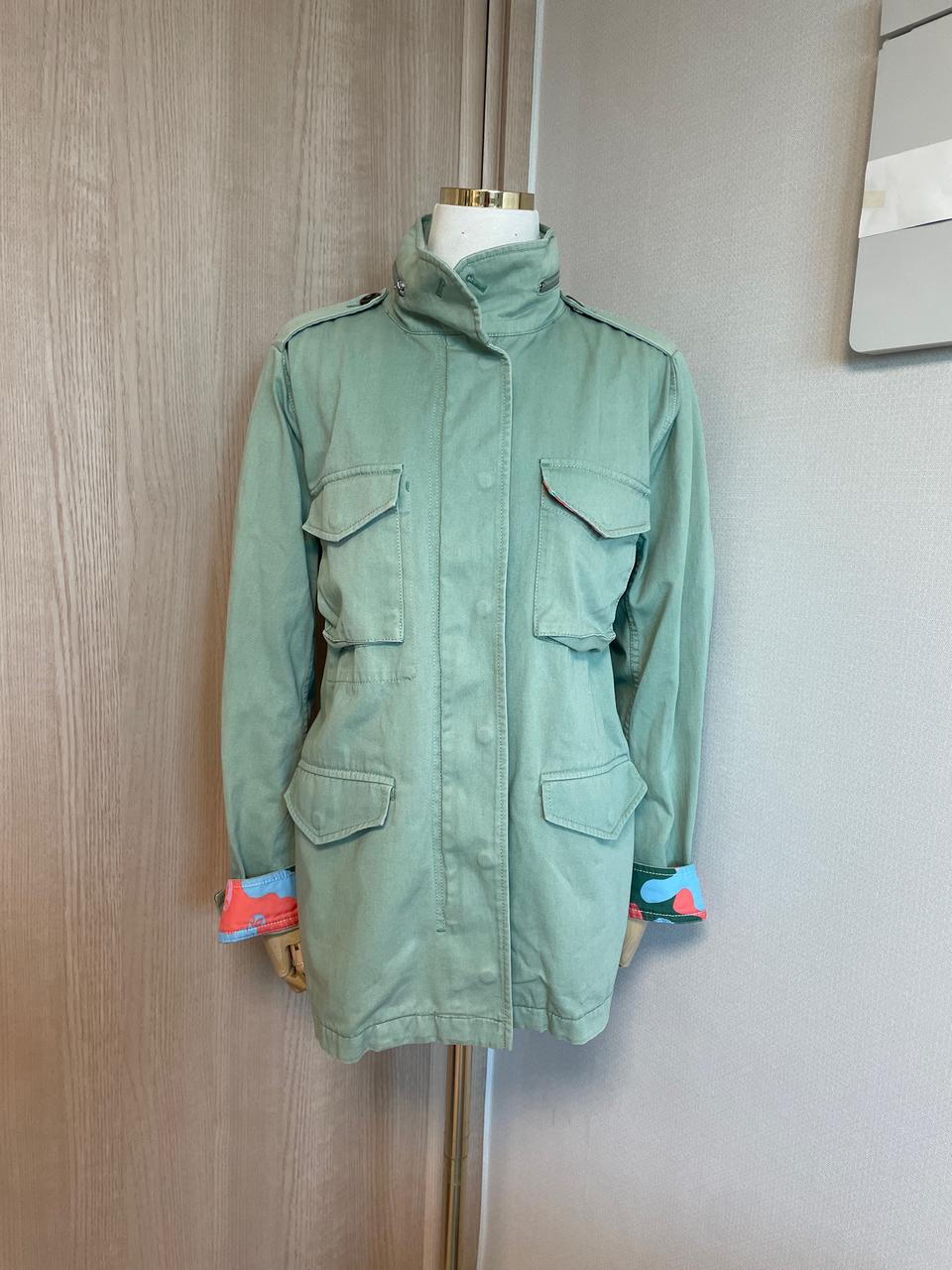 럭키슈에뜨 배색 야상자켓