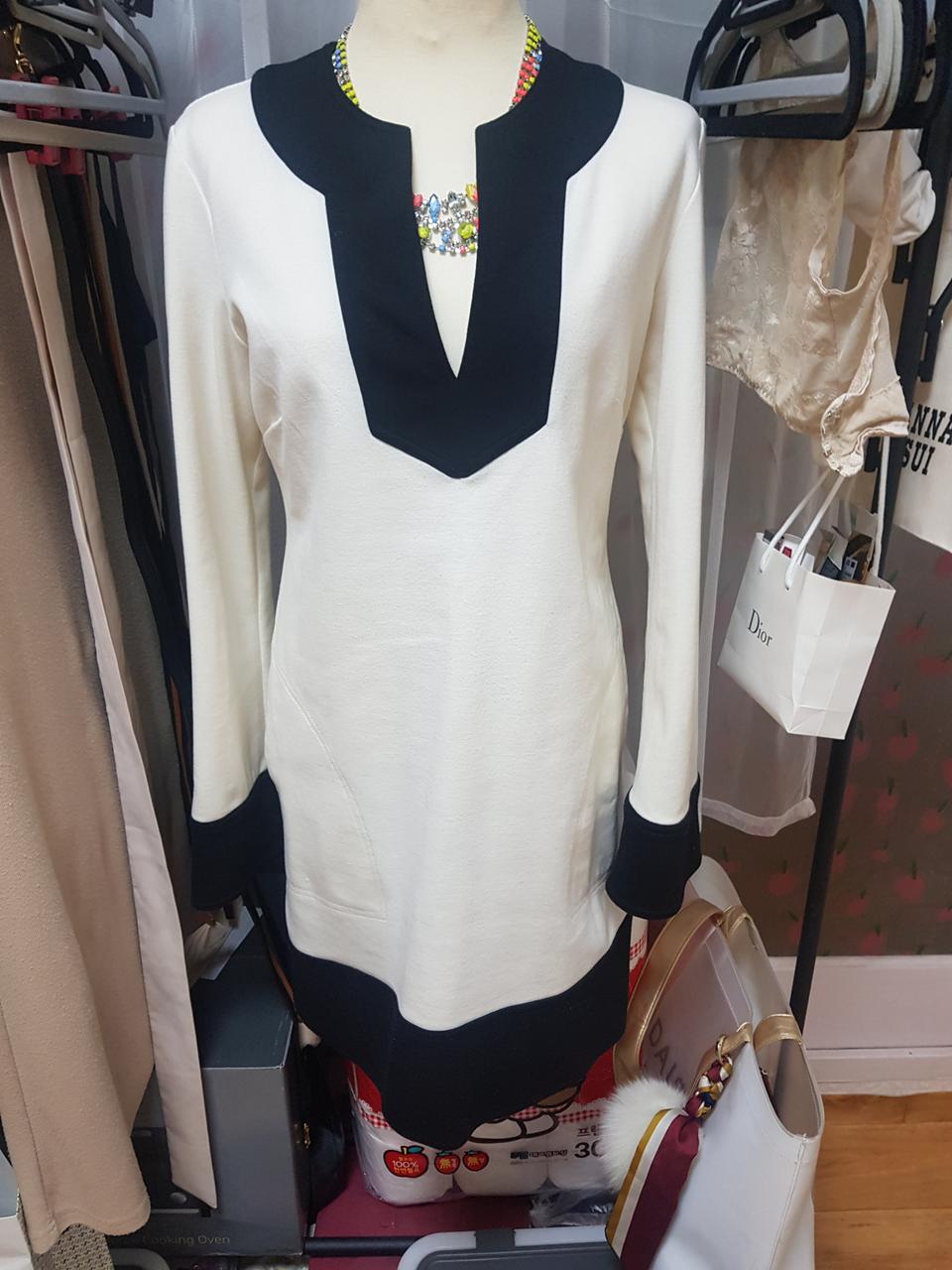 마이클코어스 원피스