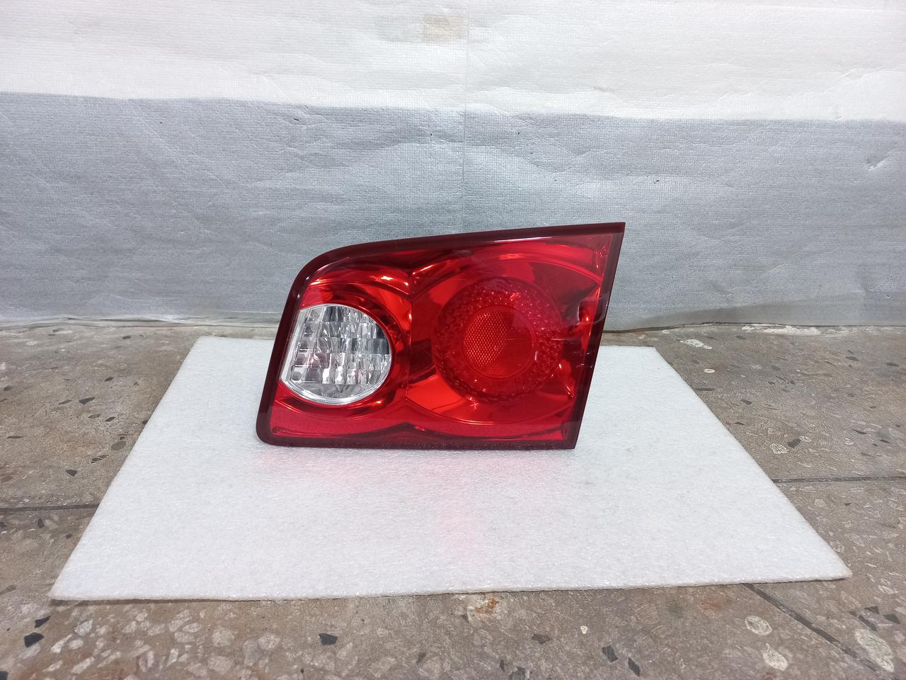 로체 조수석 트렁크등