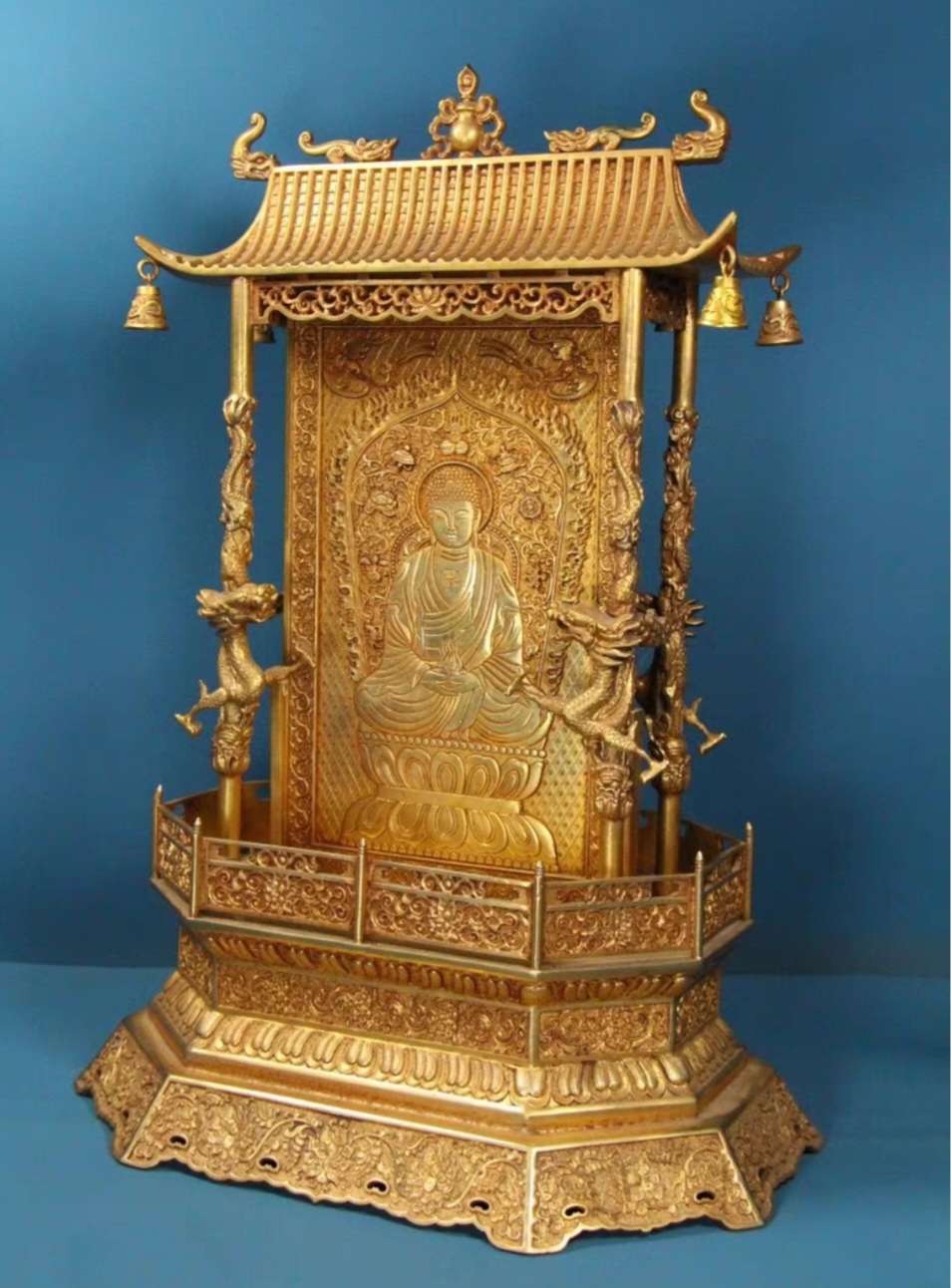 옛날 유금 불단