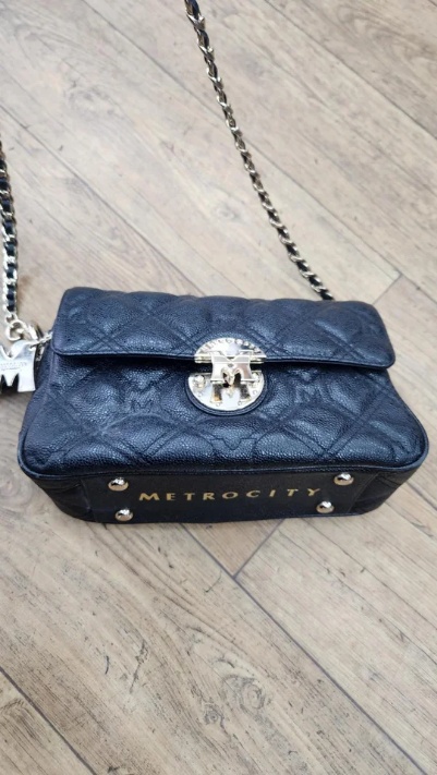 메트로시티 체인백