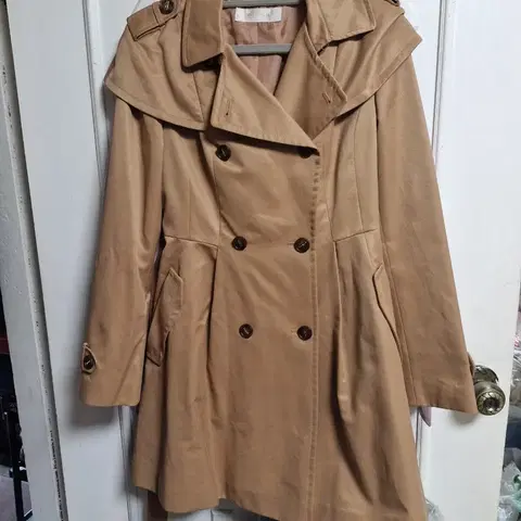 CC Collect 트렌치코트 카라멜색상