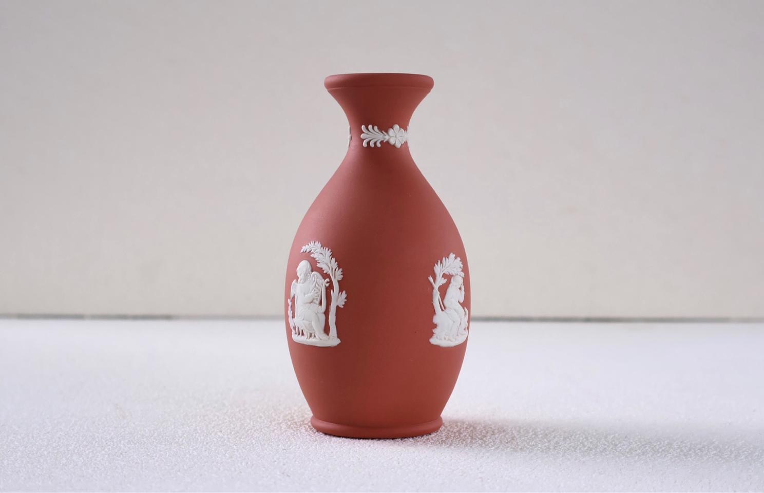 [영국앤틱] 웨지우드 제스퍼웨어 오목 베이스 화병_ 테라코타