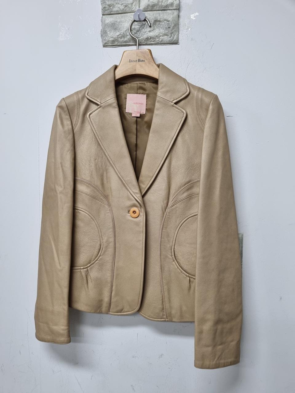 에셀리아 고급스러운 양가죽쟈켓