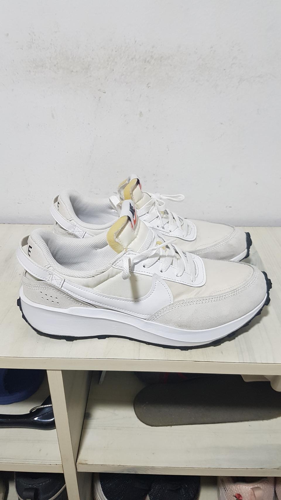 택포 240~245 정품 남여공용 나이키 와플 경량 쿠션 스니커즈!