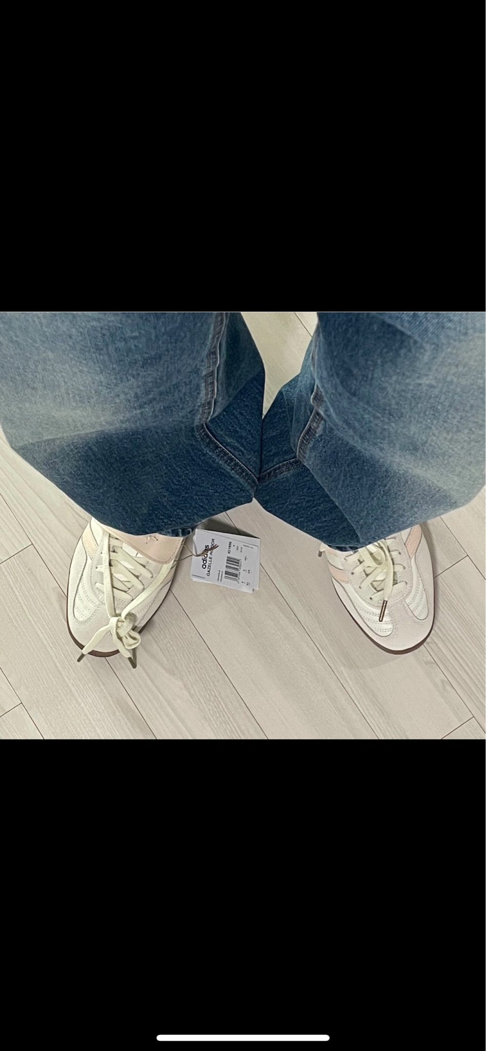 아디다스 x 풋인더스트리 가젤 인도어 오프 화이트 280사이즈