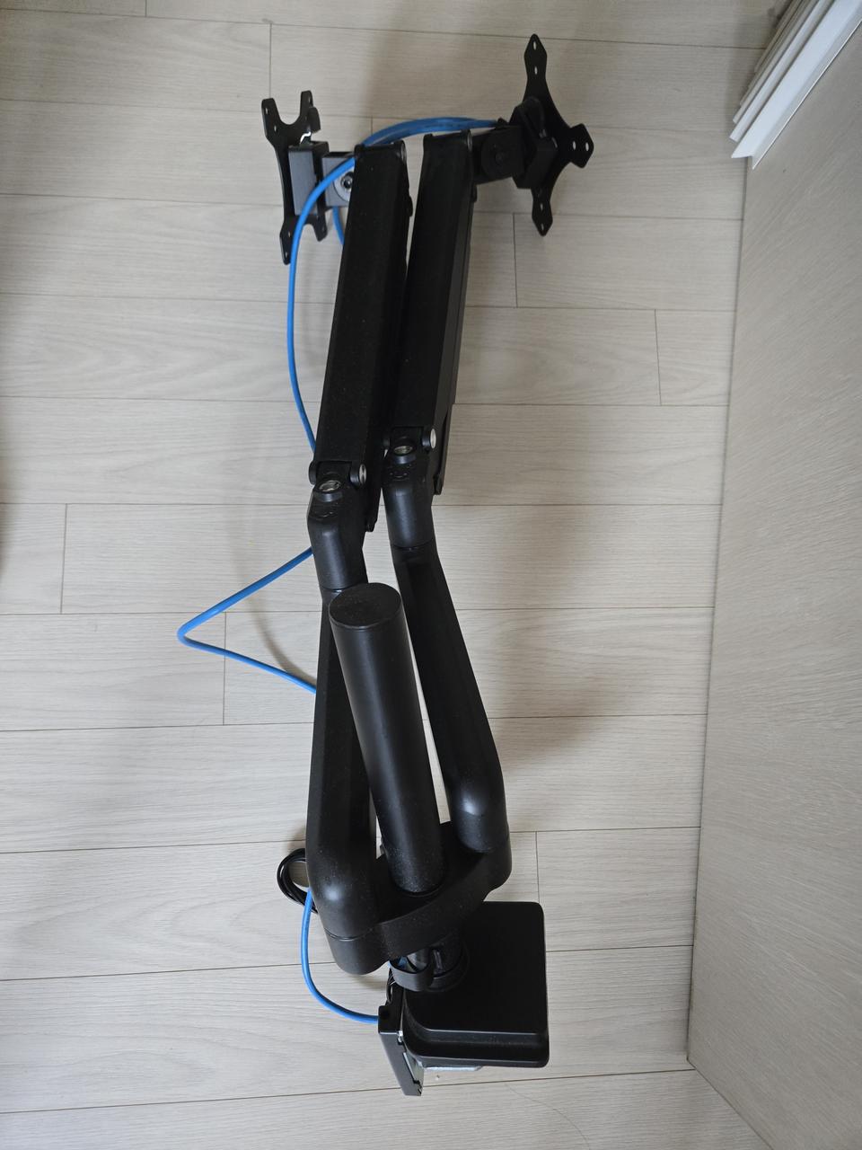 듀얼모니터암 카멜마운트