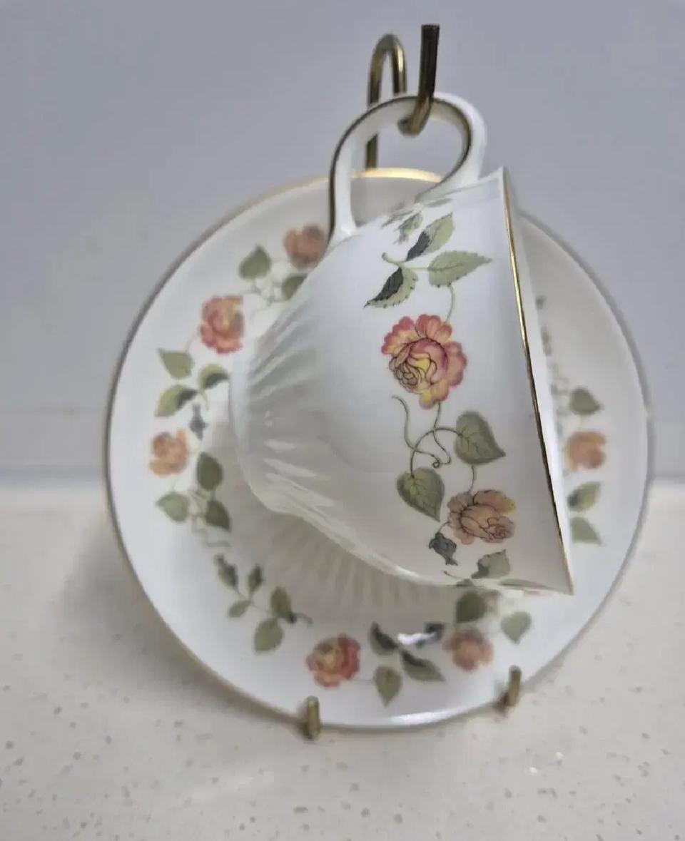 웨지우드 인디아로즈 빈티지찻잔 듀오