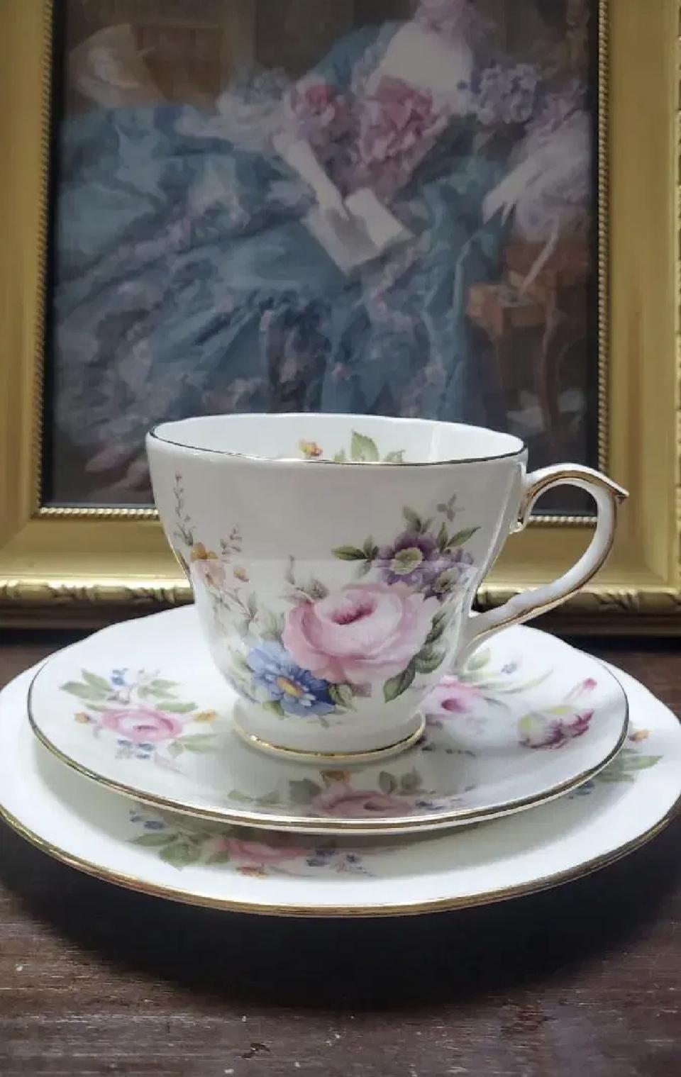 더체스 빈티지찻잔 트리오