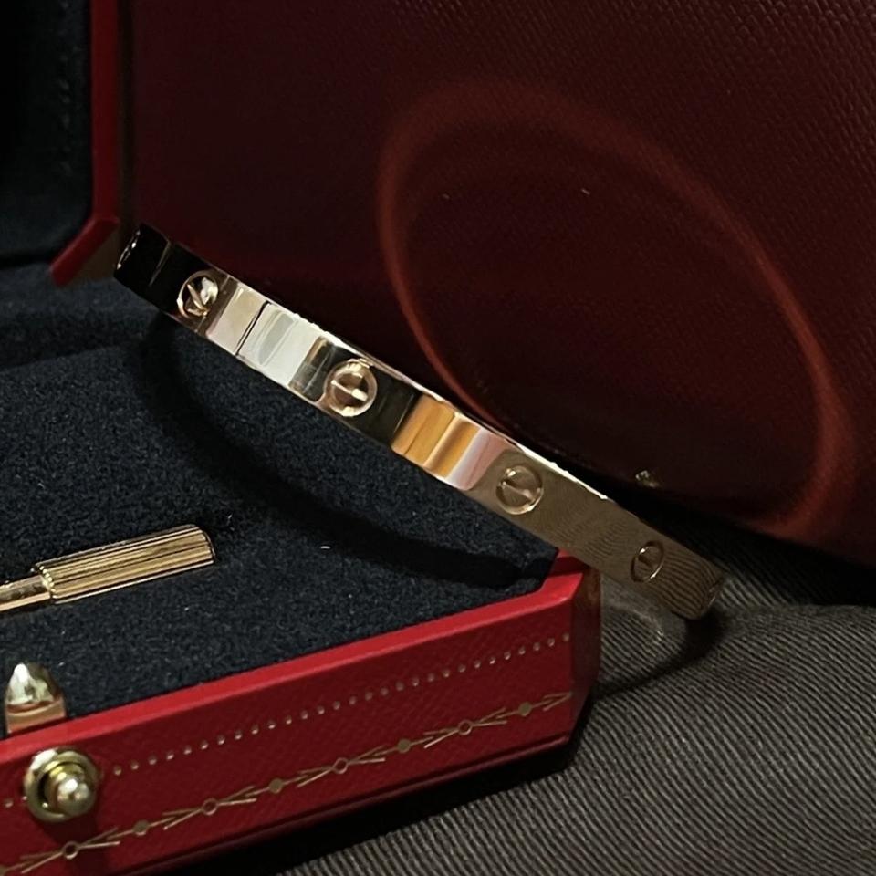 까르띠에 러브 팔찌 로즈골드