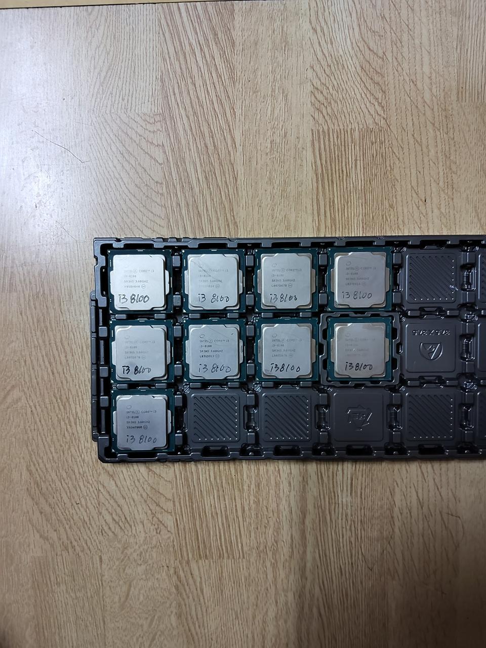컴퓨터 8세대 CPU i3 8100 9개 일괄판매 (메인보드 램 그래픽