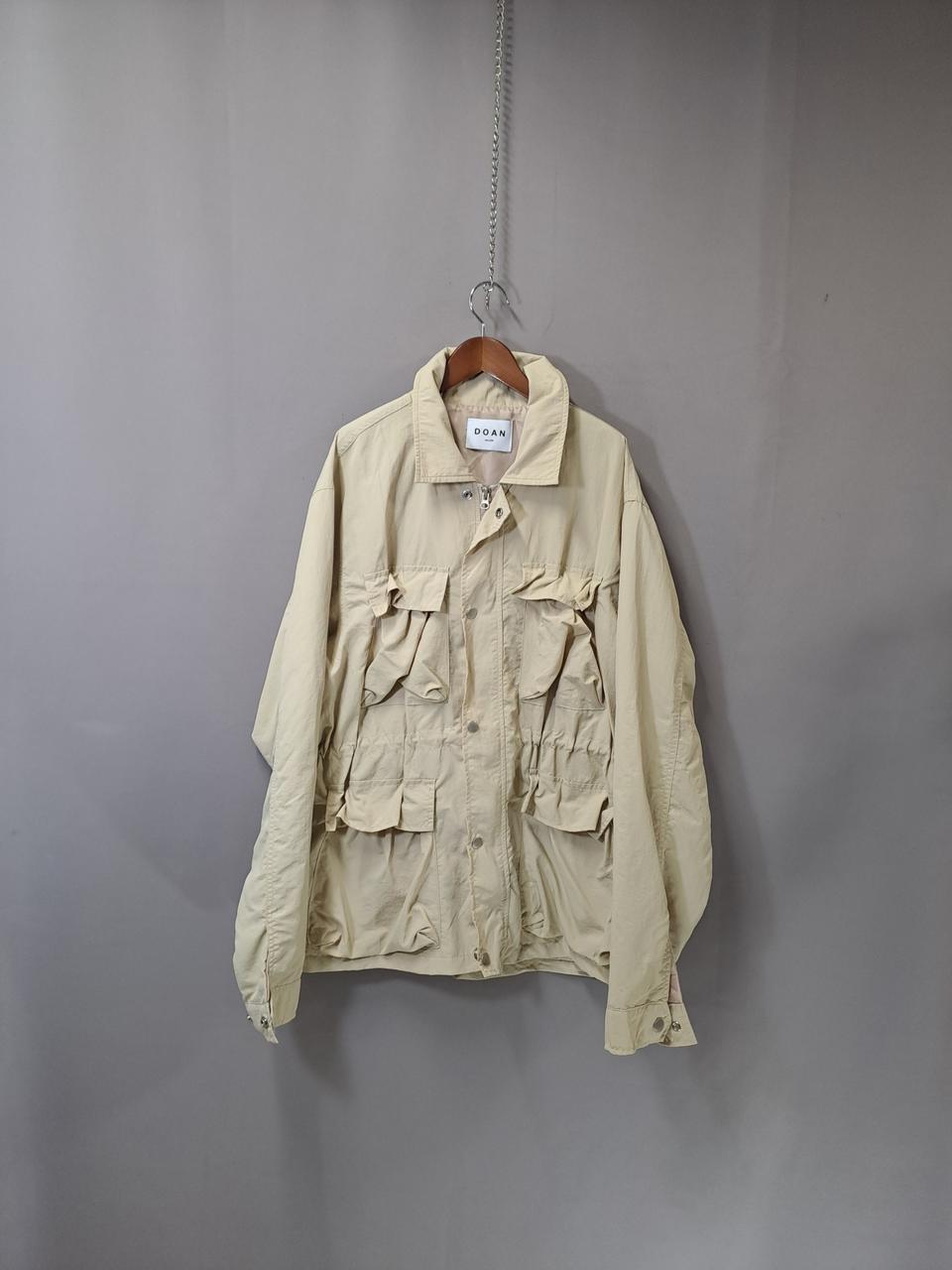 DOAN 포켓 포인트 허리스트링 바람막이 아우터