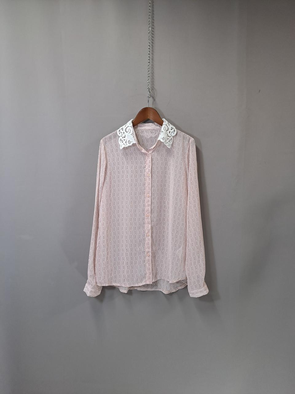 미센스 레이스카라 무늬 블라우스