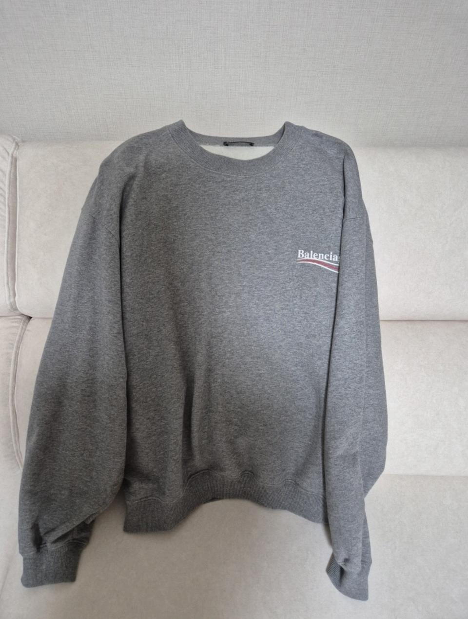 발렌시아가 웨이브로고 맨투맨