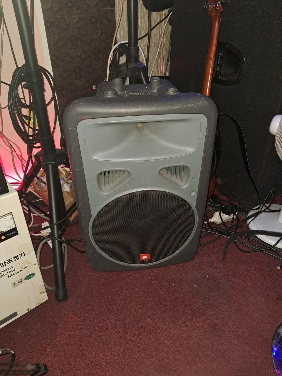 jbl 15인지엑티브 스피커 팔아요
