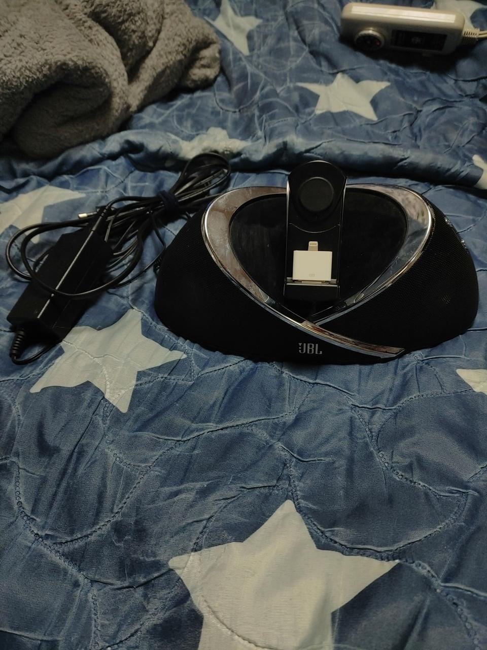 아이폰 구형 JBL 스피커 판매합니다