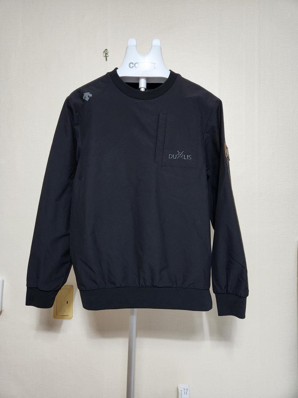 데상트 듀얼리스 와펜 우븐 맨투맨(95)