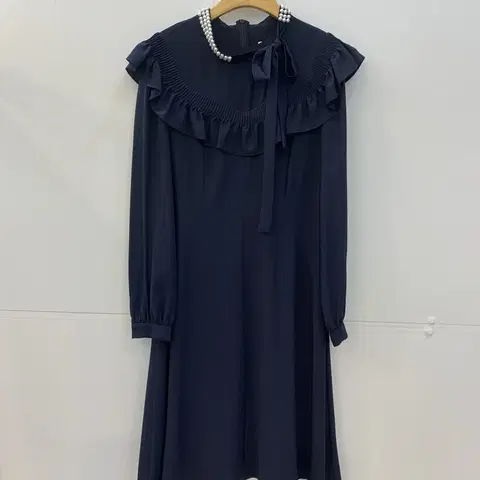 새상품 모조에스핀 진주리본 프릴원피스