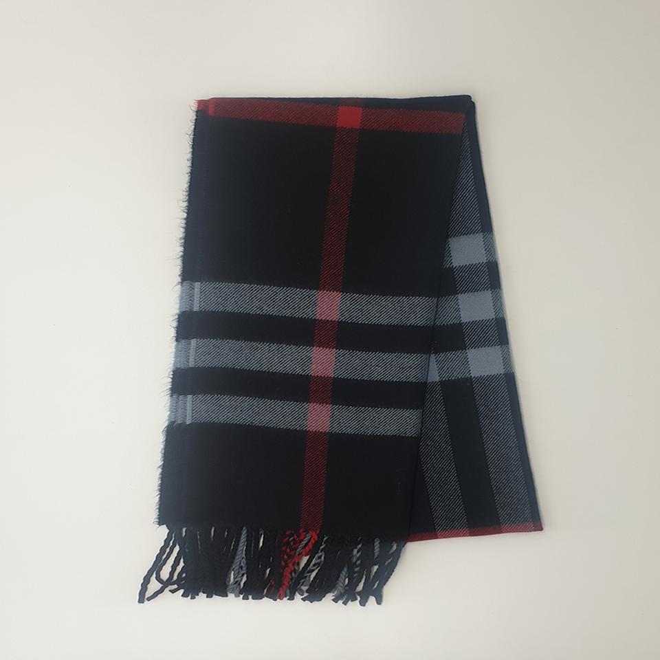 버버리머플러 네이비 울 90%MERINOWOOL